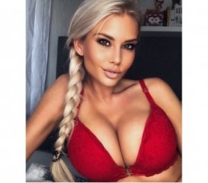 Amany sex dating Horwich